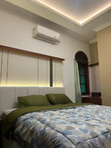 guesthouse surabaya kamar ac 2
